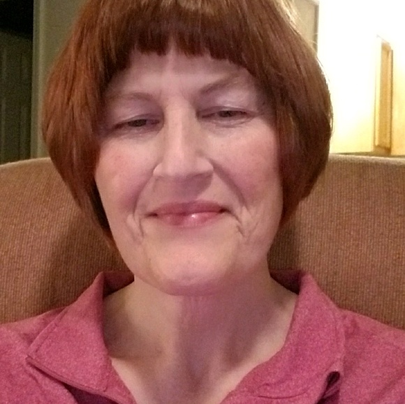 Meet your Posher, Melissa - Picture 1 of 1